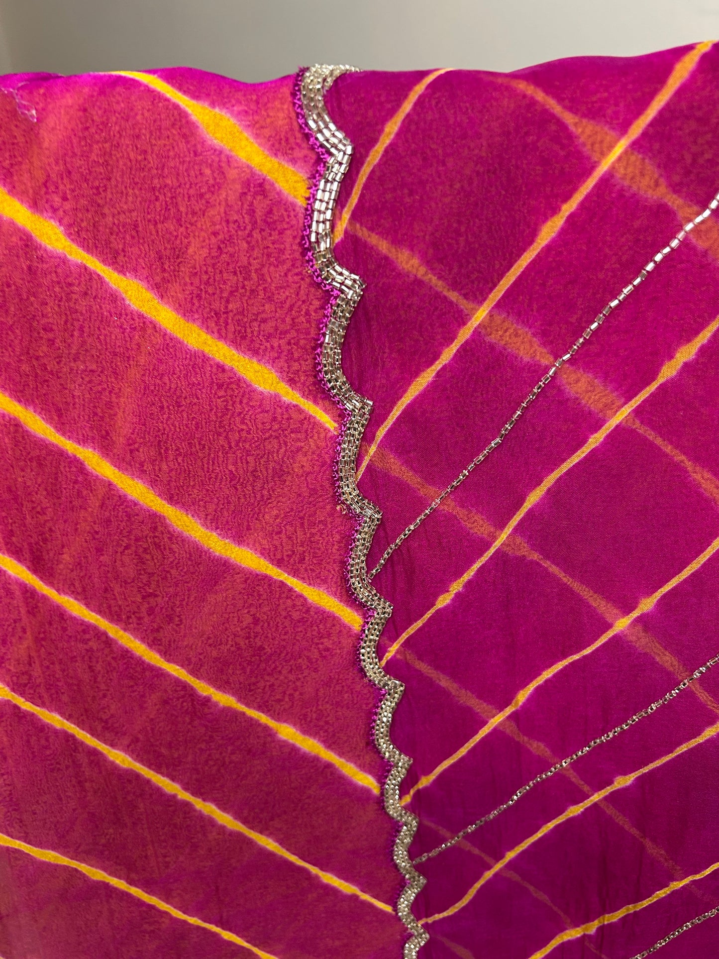 Traditional Lehariya Saree with Intricate Kardhana & Cut-Work Handwork